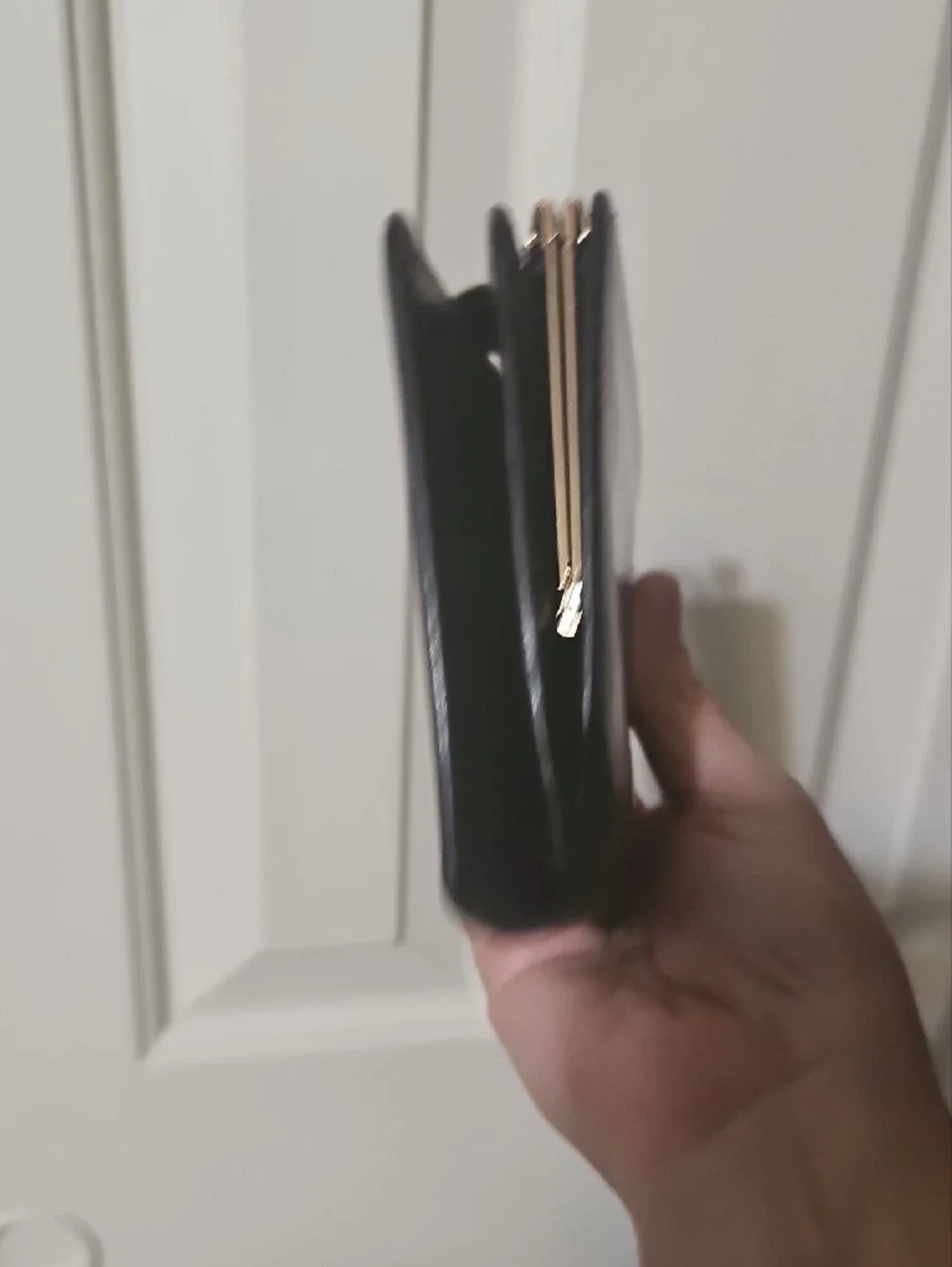 Coach EUC Kisslock Vintage Black Leather Compact Wallet